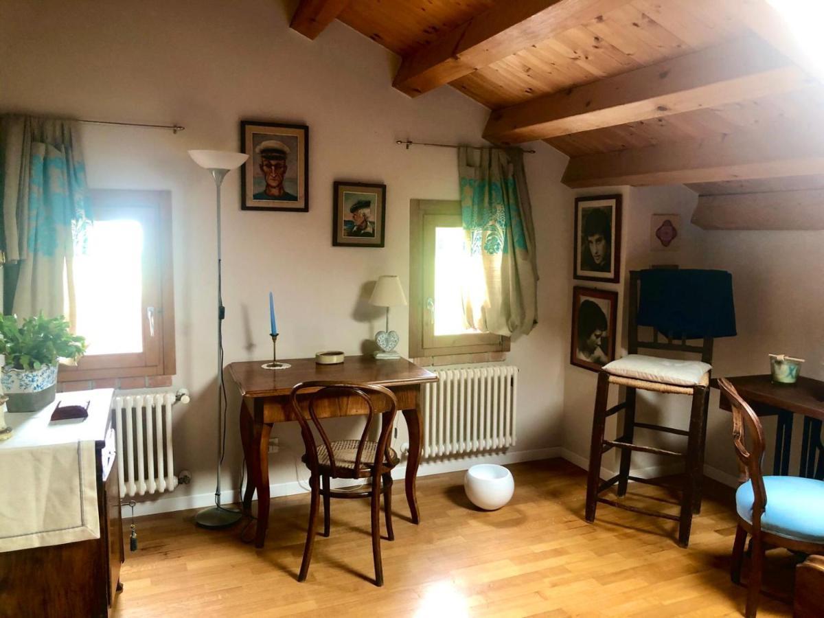 ホテル La Casa Del Glicine Tarzo エクステリア 写真