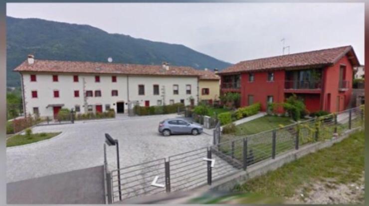 ホテル La Casa Del Glicine Tarzo エクステリア 写真